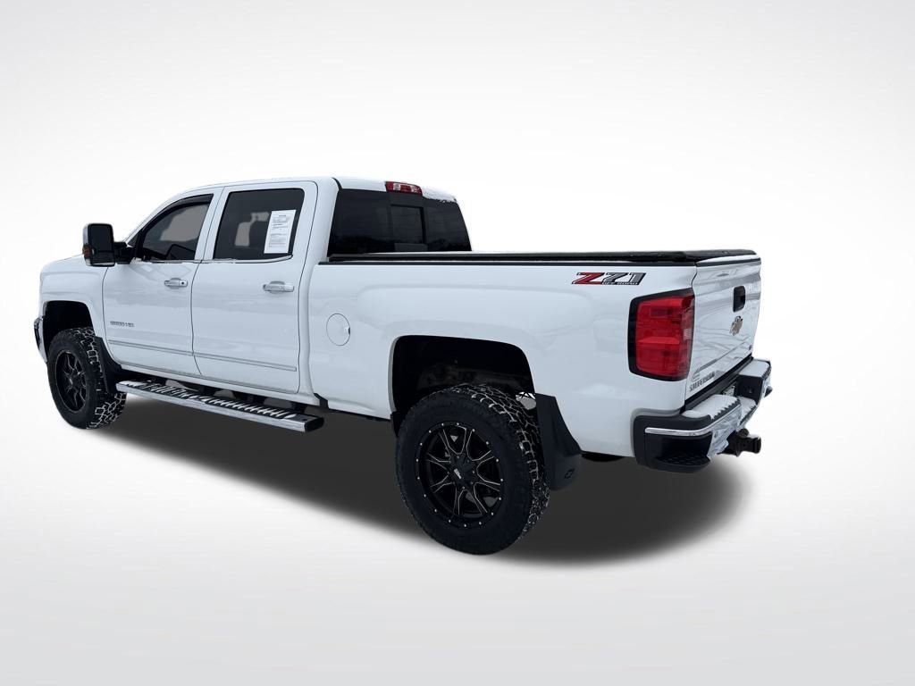 Used 2018 Chevrolet Silverado 2500 LTZ w/ Vortec Plus Package image 3