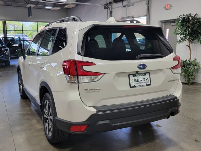 Used 2023 Subaru Forester Limited AWD/4WD image 7