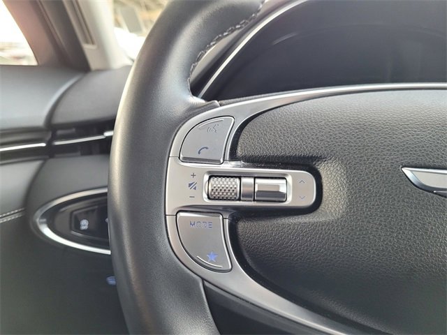 Used 2025 Genesis GV70 2.5T image 13