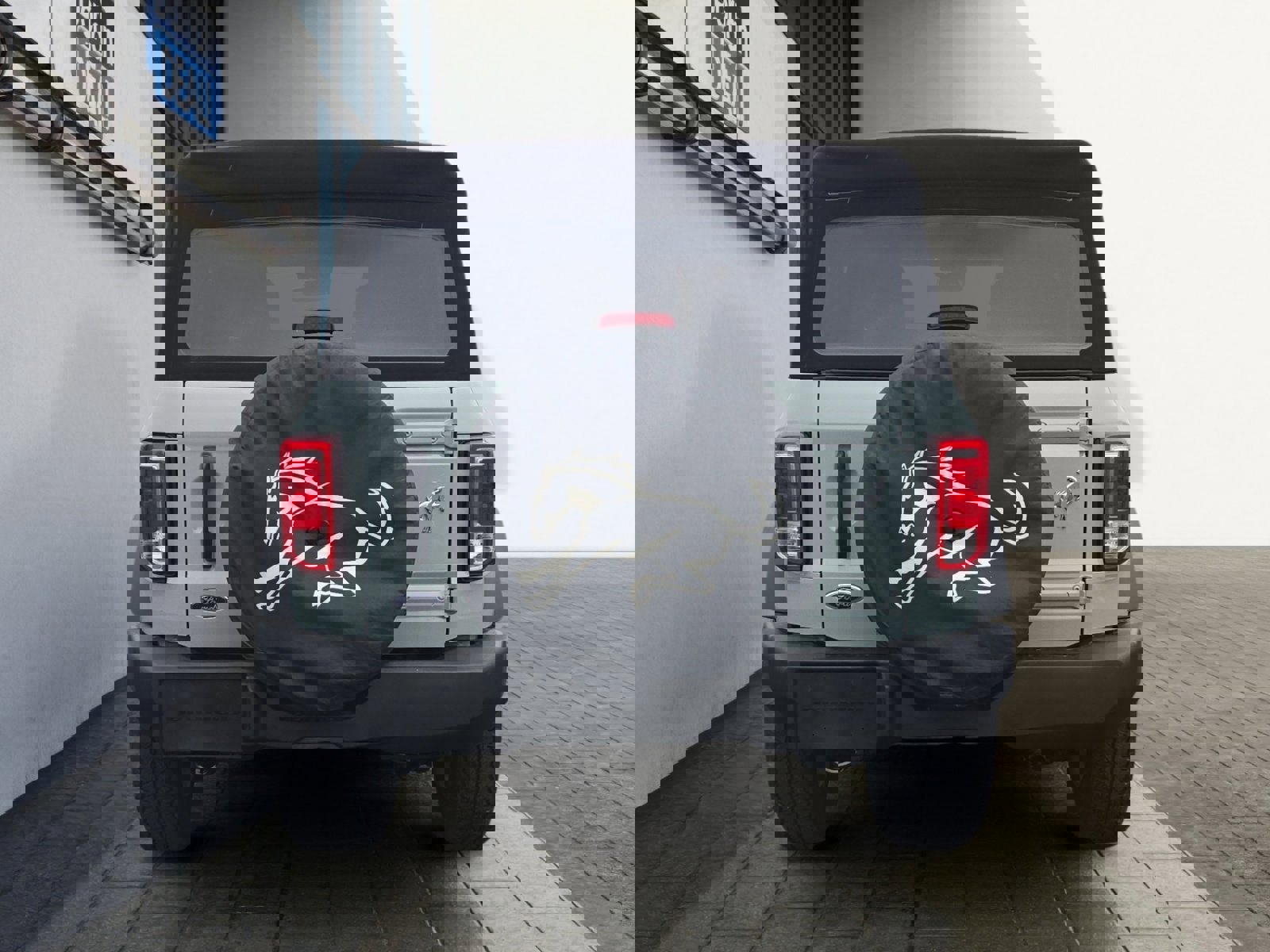 Certified 2023 Ford Bronco 4-Door image 4