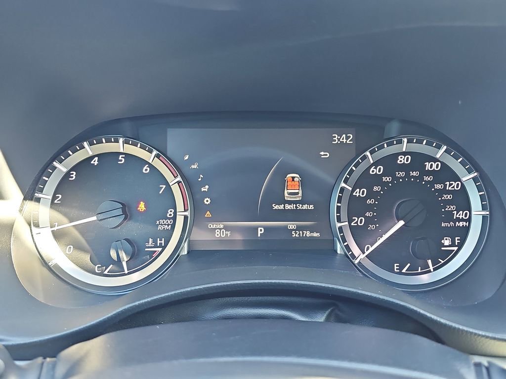 Used 2023 Toyota Highlander L image 25