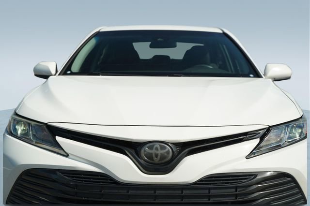 Used 2018 Toyota Camry LE image 35