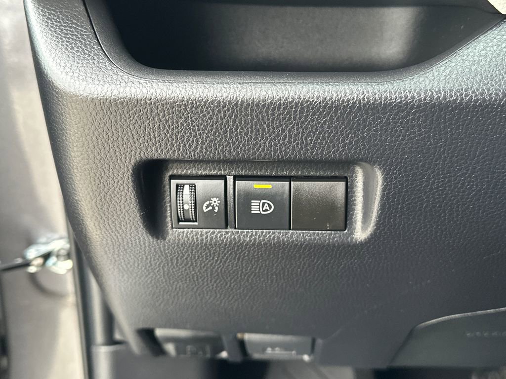 Used 2024 Toyota RAV4 XLE image 20