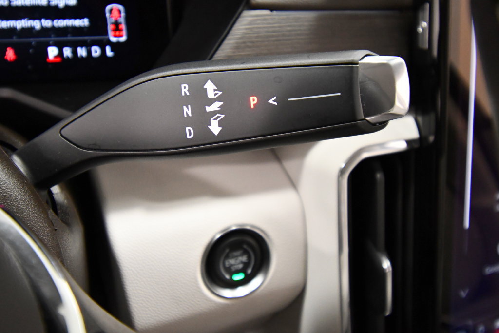 Used 2024 GMC Acadia Denali FWD image 22