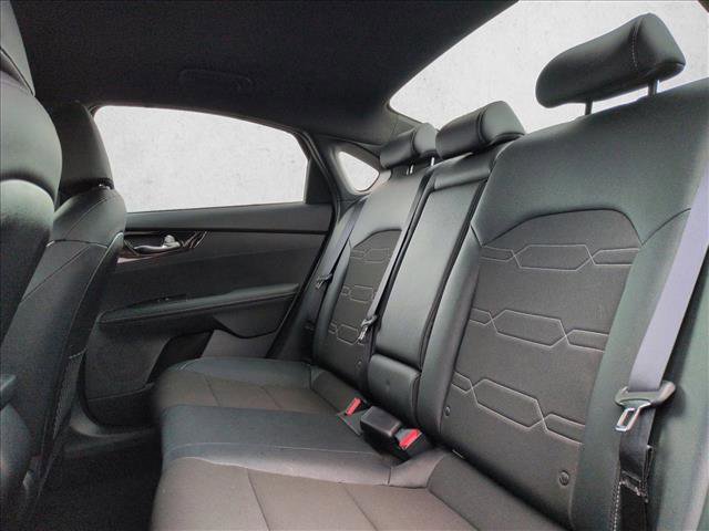 Used 2023 Kia Forte GT-Line image 18