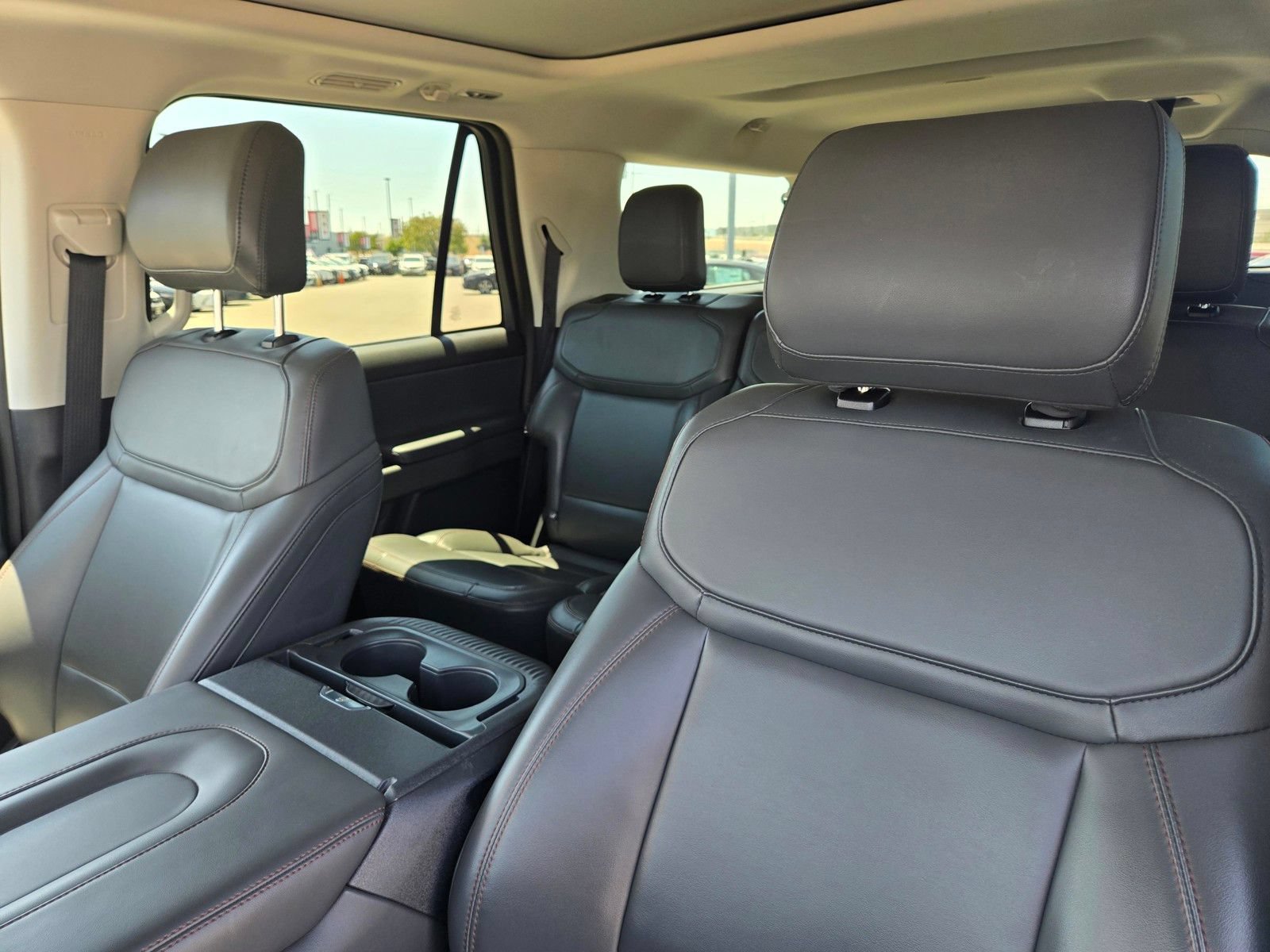 Used 2025 Ford Expedition Max Active AWD/4WD image 13