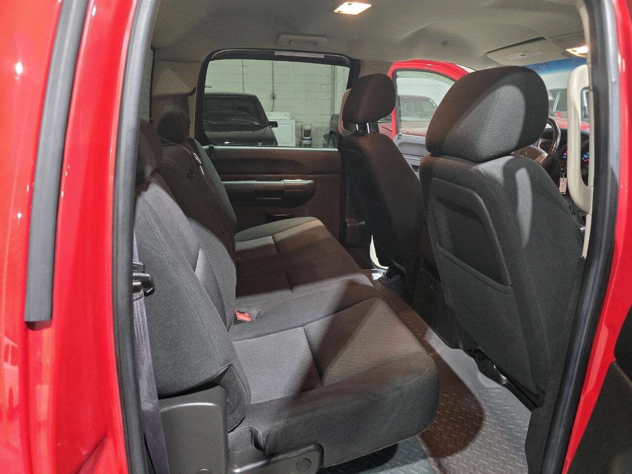 Used 2011 Chevrolet Silverado 1500 LT w/ All-Star Edition image 37