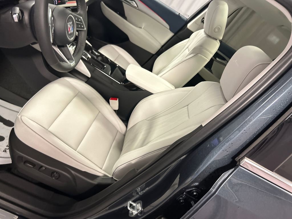 New 2026 Buick Envision Avenir AWD/4WD image 10