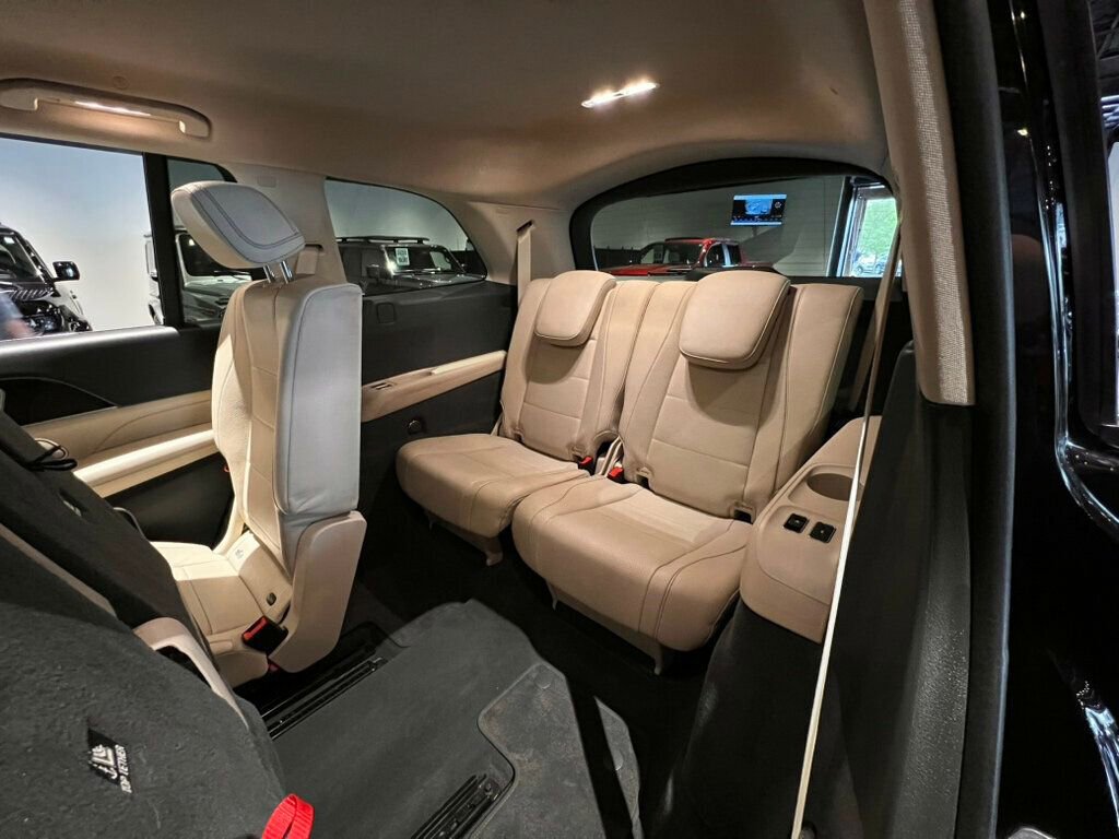 Used 2020 Mercedes-Benz GLS 450 4MATIC image 22