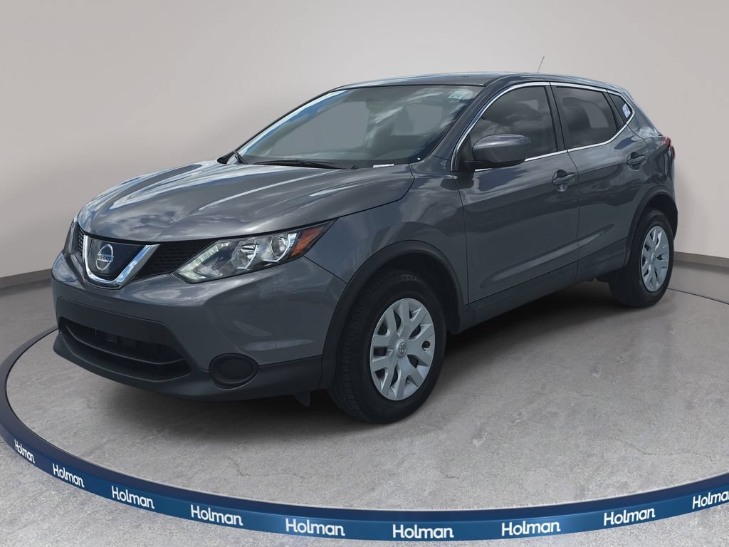 Used 2019 Nissan Rogue Sport S FWD image 1