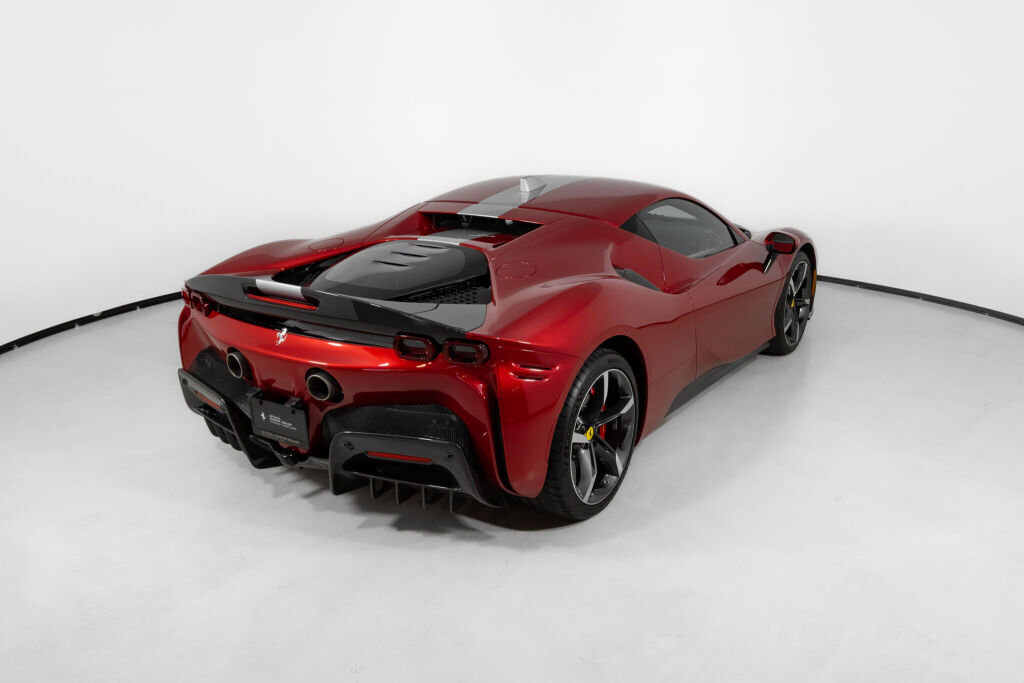 Used 2023 Ferrari SF90 Stradale image 18