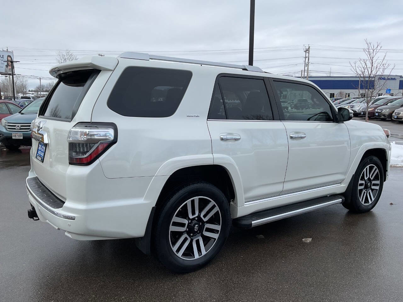 Used 2016 Toyota 4Runner Limited AWD/4WD image 7