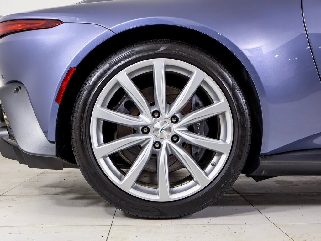 Used 2020 Aston Martin V8 Vantage Coupe RWD image 24