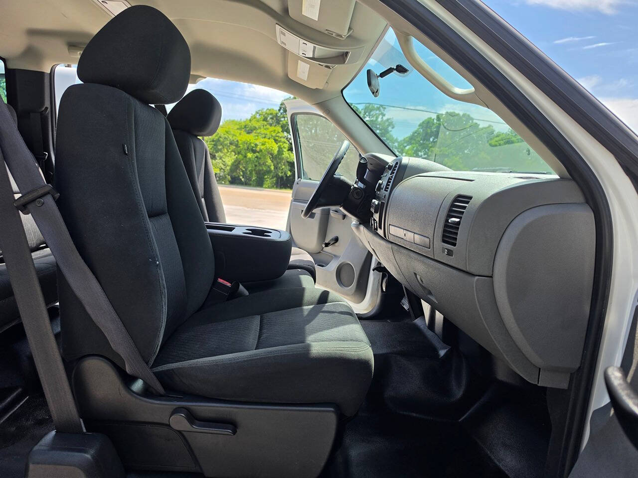 Used 2010 Chevrolet Silverado 1500 W/T RWD image 29