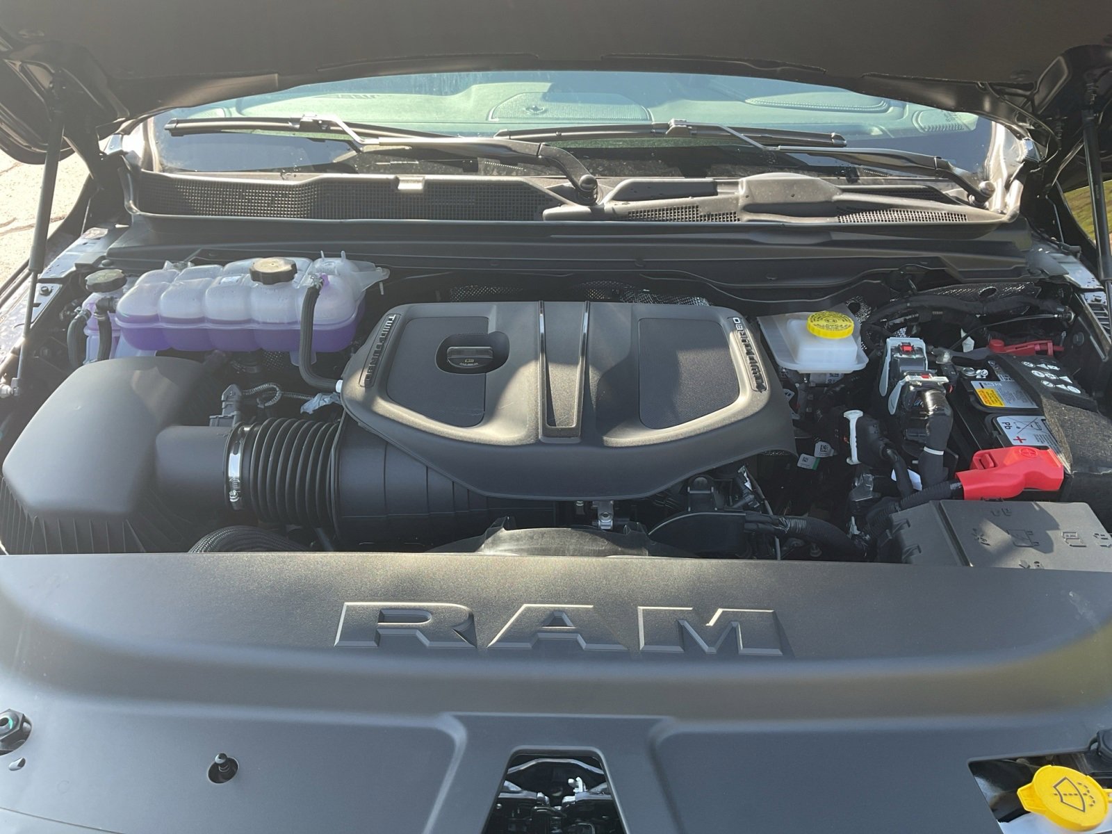 New 2026 RAM 1500 Laramie w/ Night Edition image 36