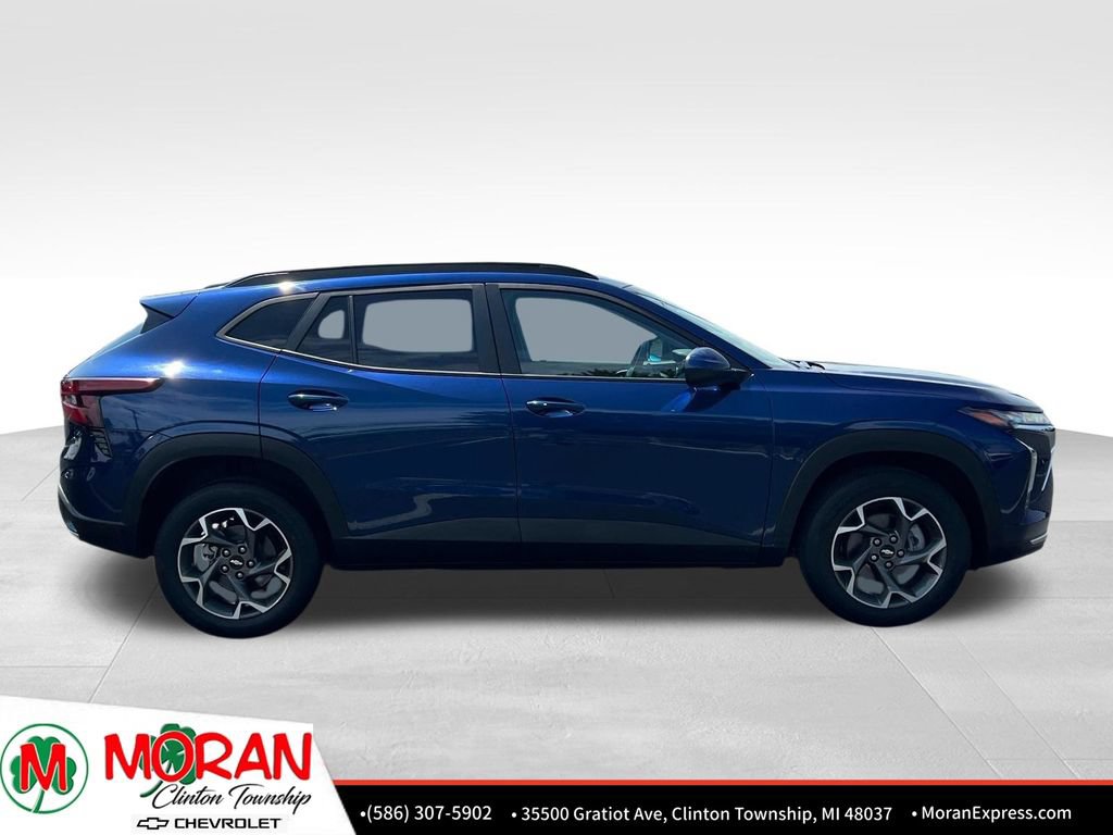Certified 2024 Chevrolet Trax LT w/ Driver Confidence Package FWD image 7