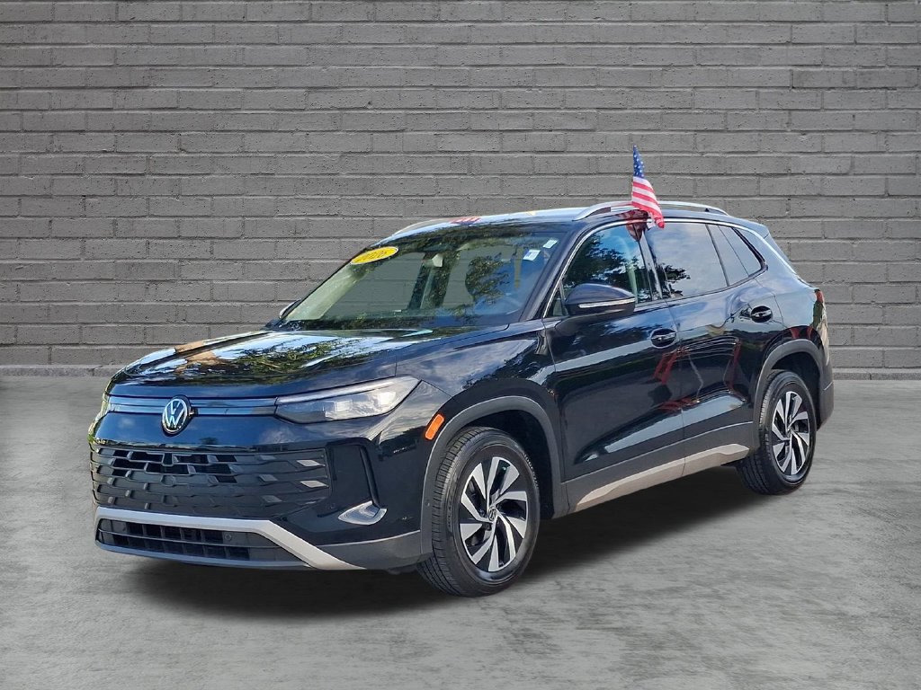 Certified 2026 Volkswagen Tiguan S FWD image 4