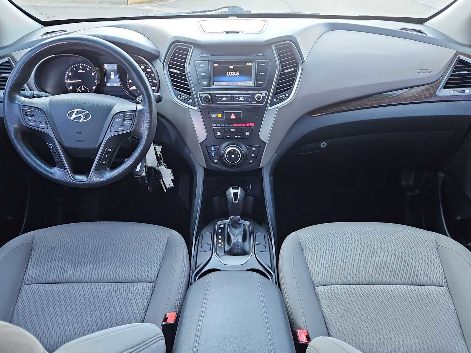 Used 2017 Hyundai Santa Fe Sport image 13