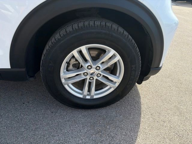 Used 2023 Ford Explorer XLT w/ Equipment Group 202A image 52