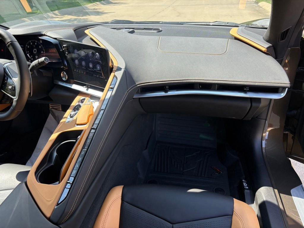 Used 2021 Chevrolet Corvette Stingray Preferred Cpe w/ Z51 Performance Package RWD image 55