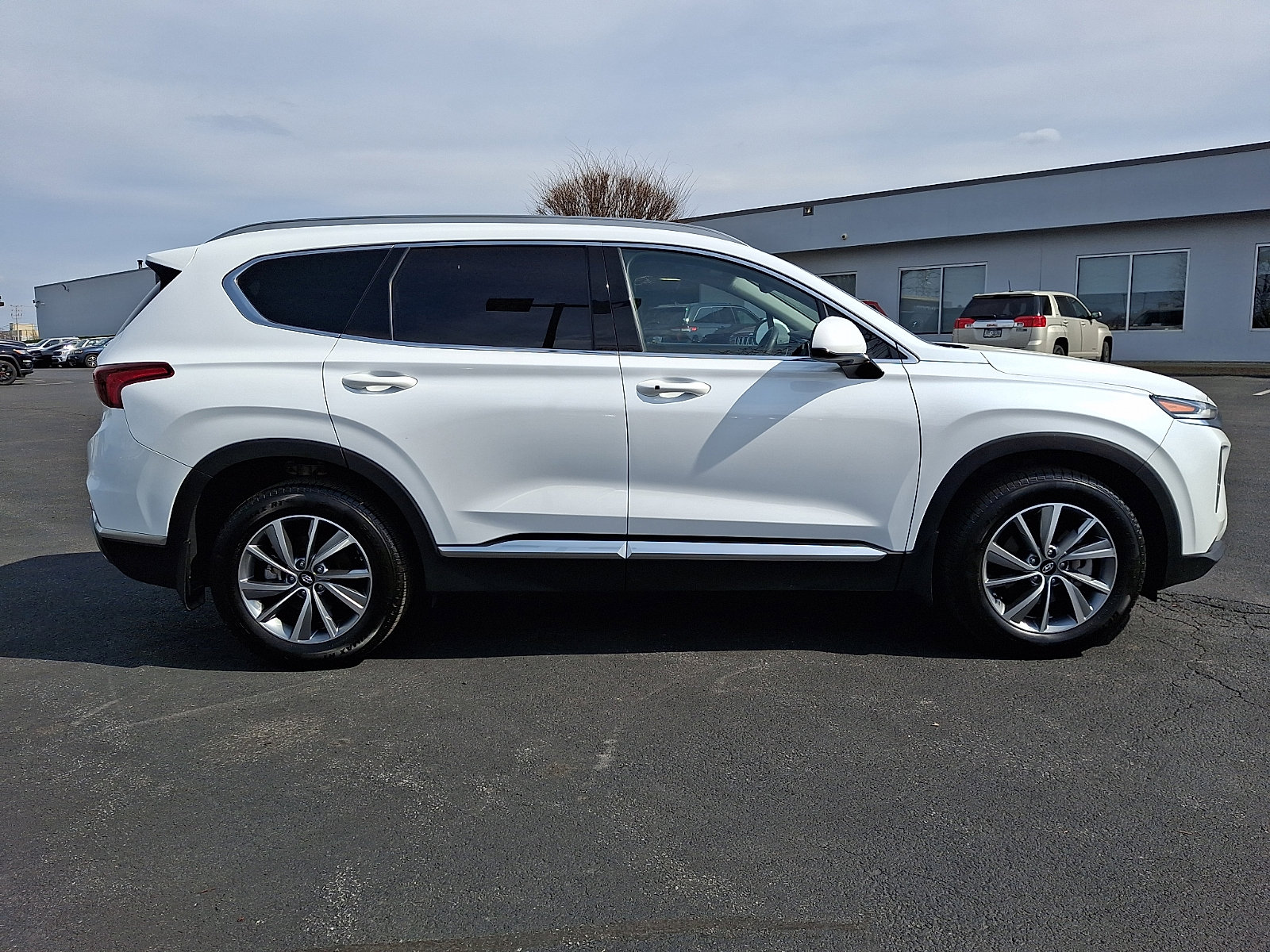 Used 2019 Hyundai Santa Fe SEL AWD/4WD image 11