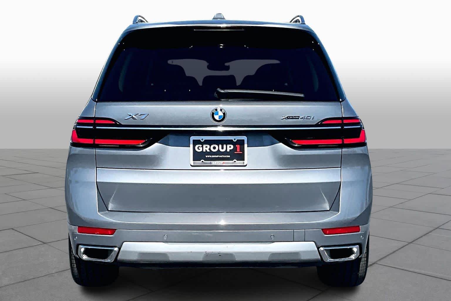 Used 2024 BMW X7 xDrive40i AWD/4WD image 5