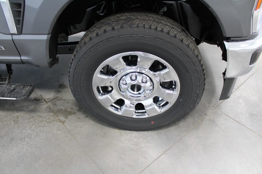 New 2026 Ford F250 Lariat w/ Chrome Package image 61