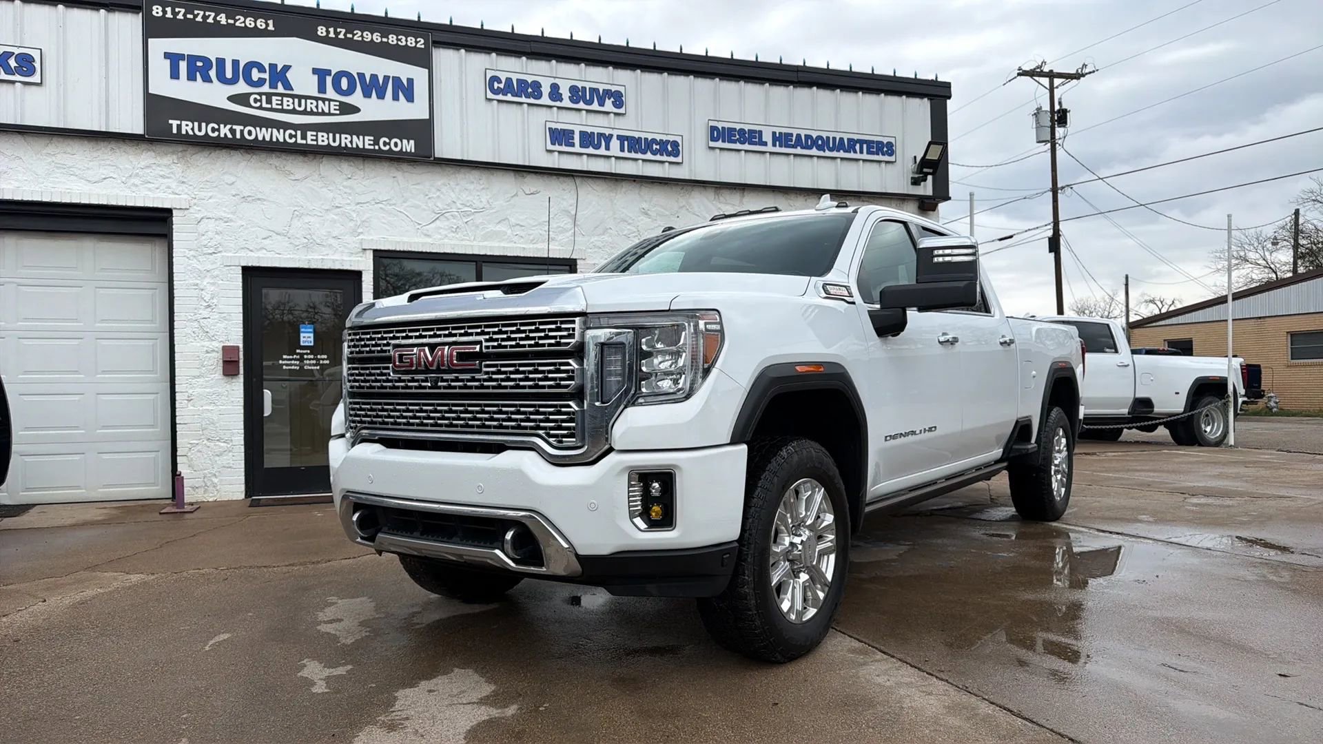 Used 2022 GMC Sierra 2500 Denali w/ Denali Ultimate Package AWD/4WD image 1