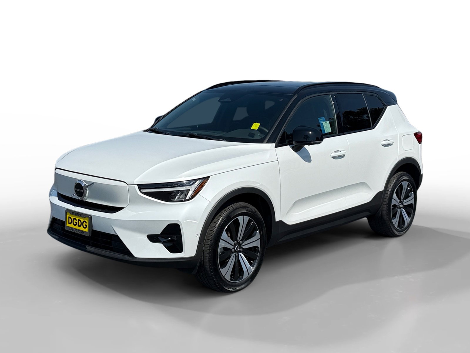 Used 2023 Volvo XC40 Recharge Plus