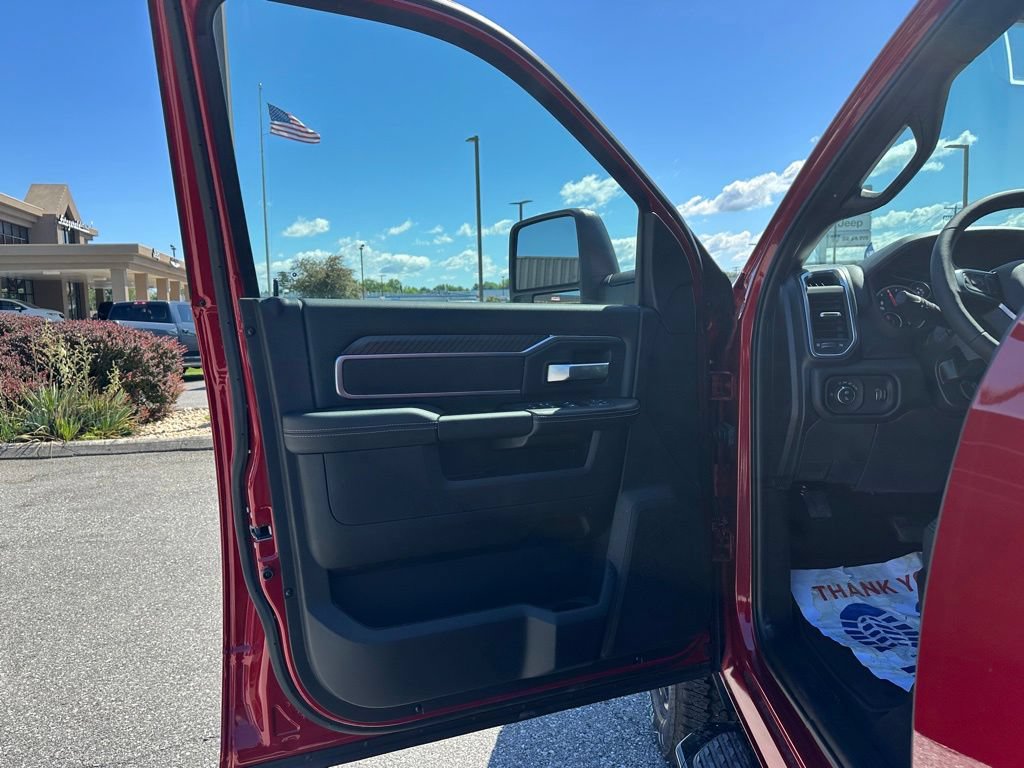 New 2026 RAM 2500 Big Horn AWD/4WD image 24