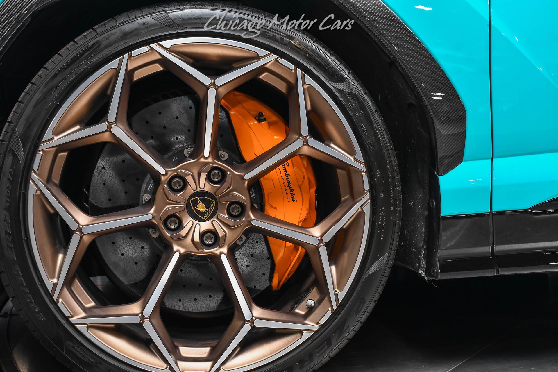 Used 2024 Lamborghini Urus Performante AWD/4WD image 54