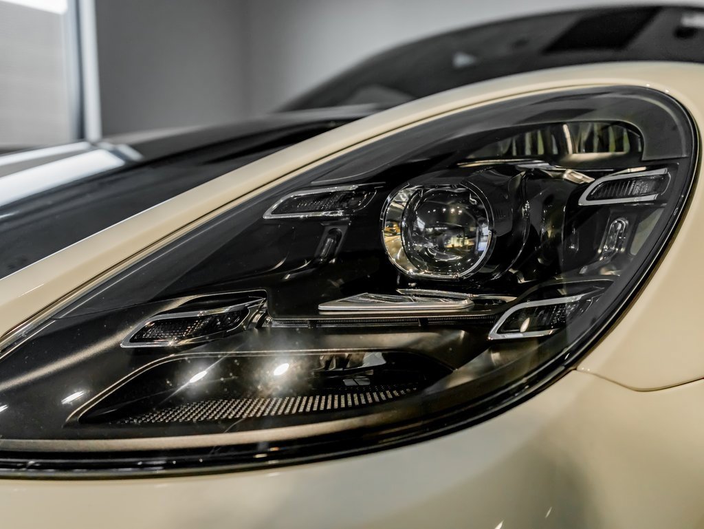 Certified 2024 Porsche 718 Boxster Spyder RS image 28