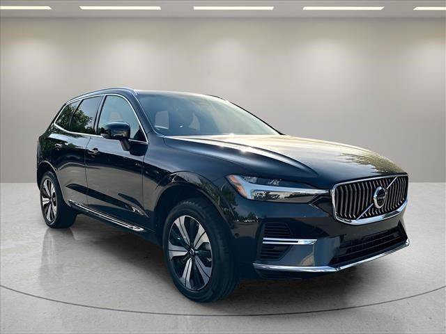 Used 2023 Volvo XC60 T8 Plus AWD/4WD image 7