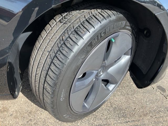Used 2020 Tesla Model 3 Long Range image 37