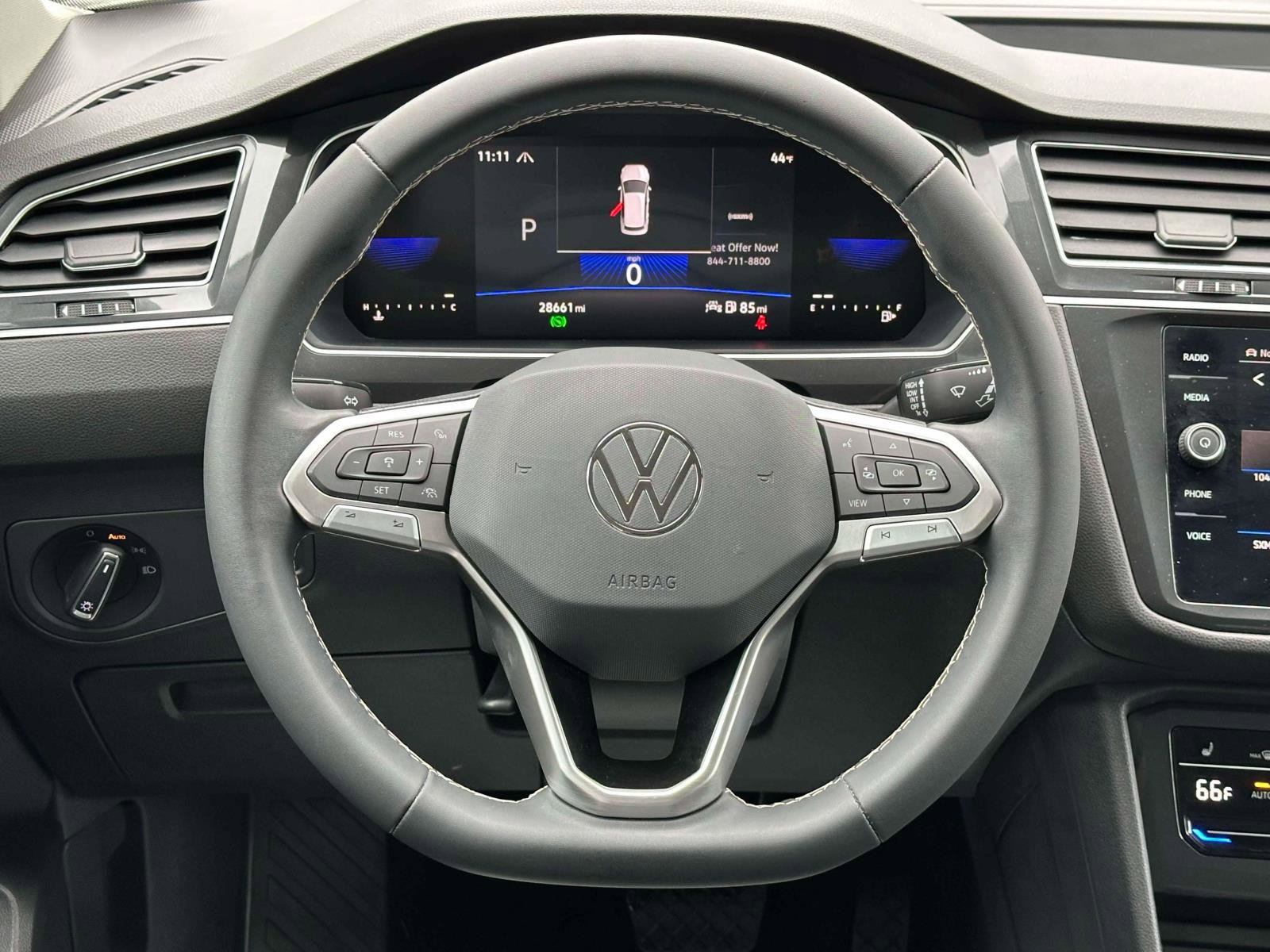 Certified 2023 Volkswagen Tiguan SE image 12