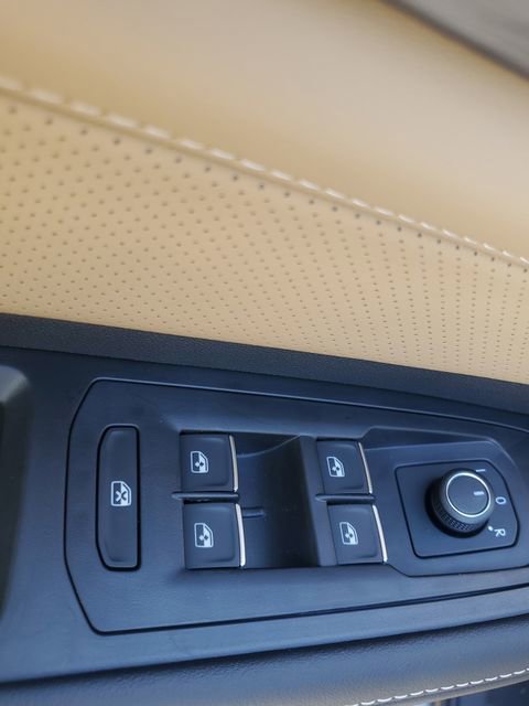 New 2026 Volkswagen Atlas Cross Sport SE image 31