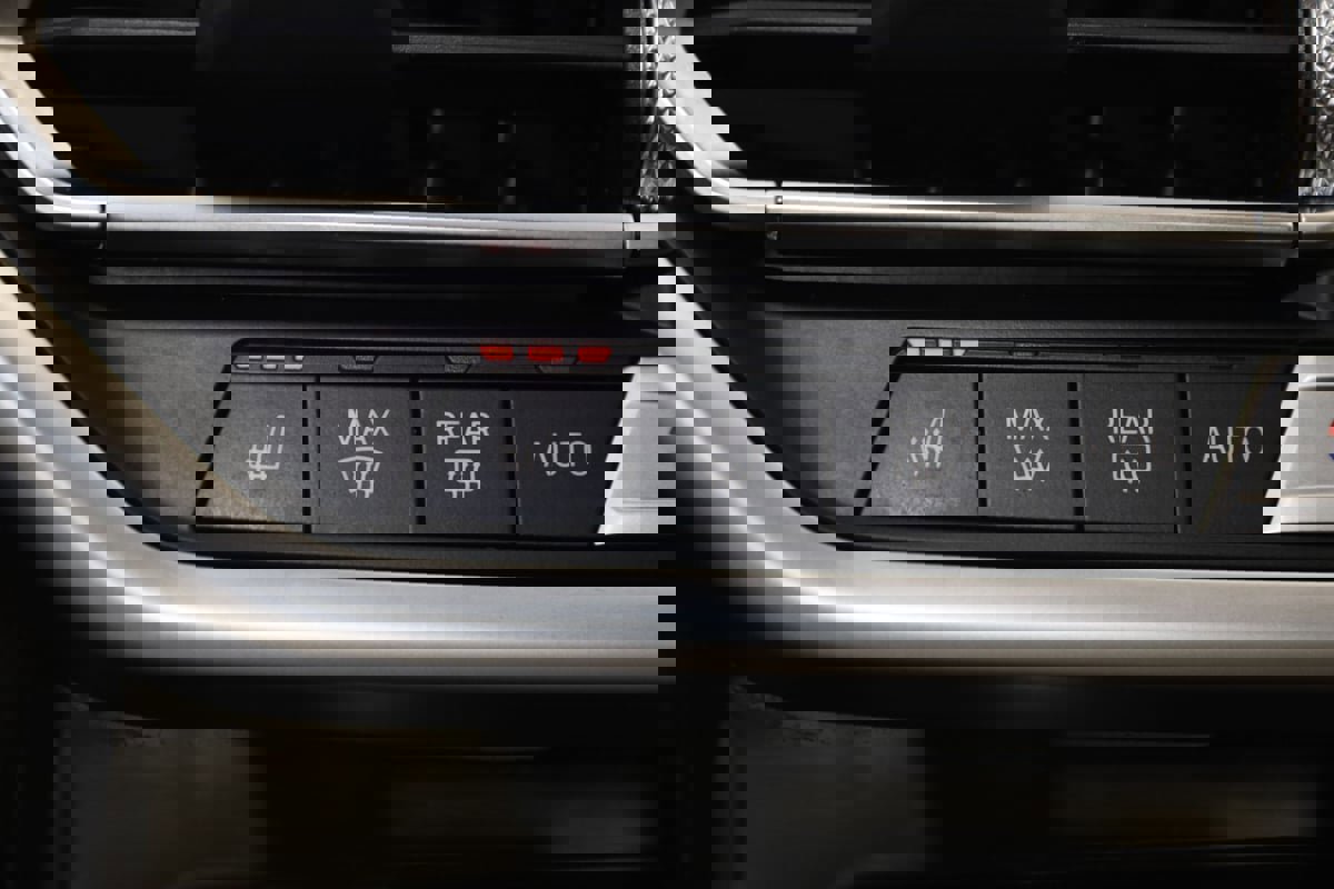 Used 2023 BMW X3 M40i image 8