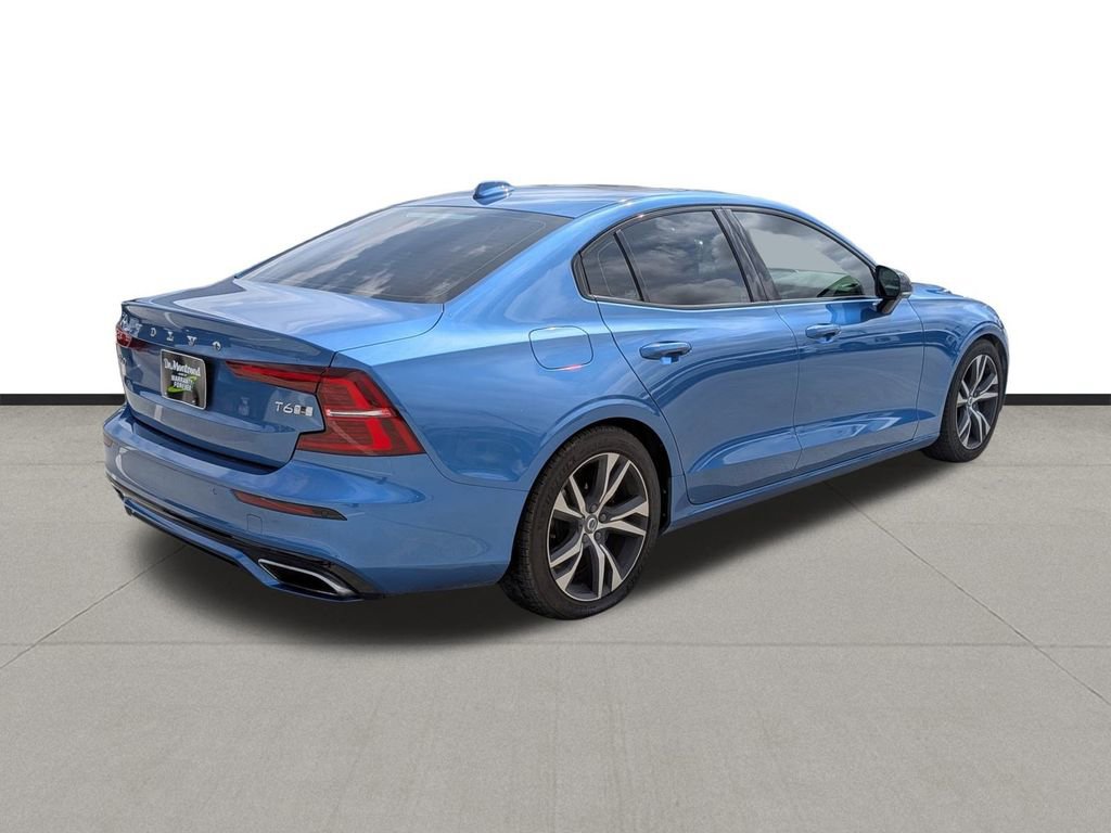 Used 2020 Volvo S60 T6 R-Design image 5