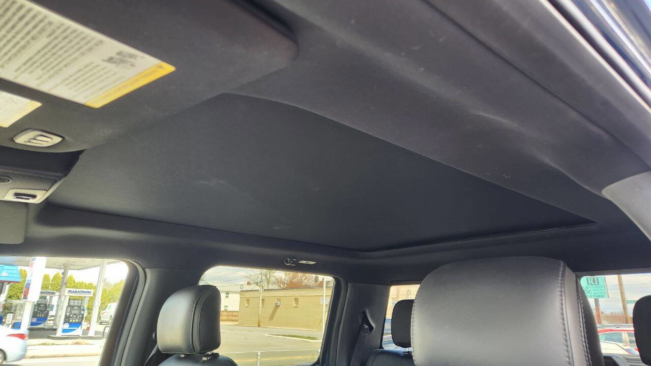 Used 2015 Ford F150 Platinum w/ Trailer Tow Package image 15