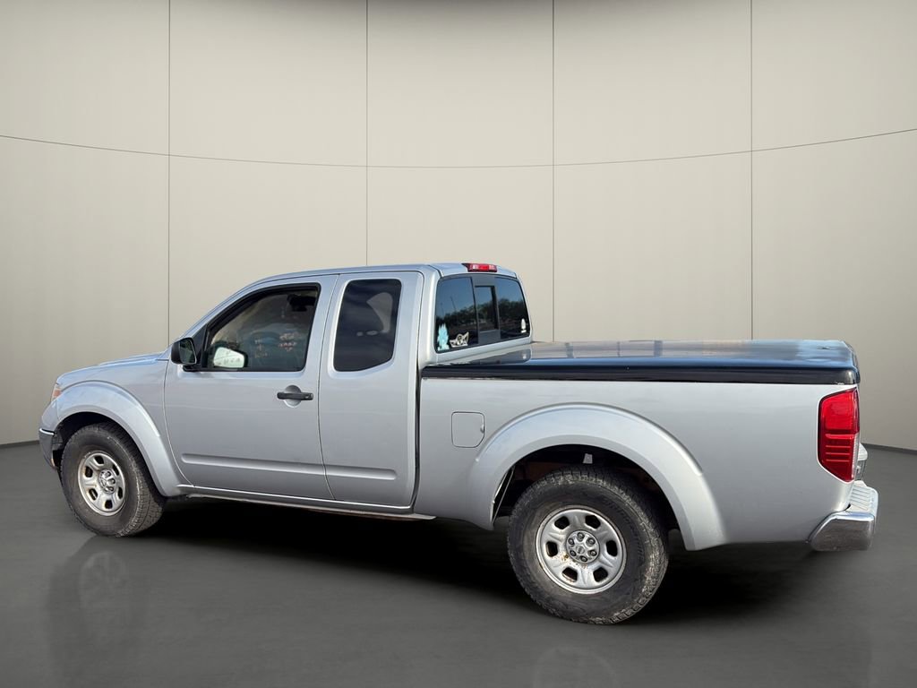 Used 2010 Nissan Frontier SE RWD image 5