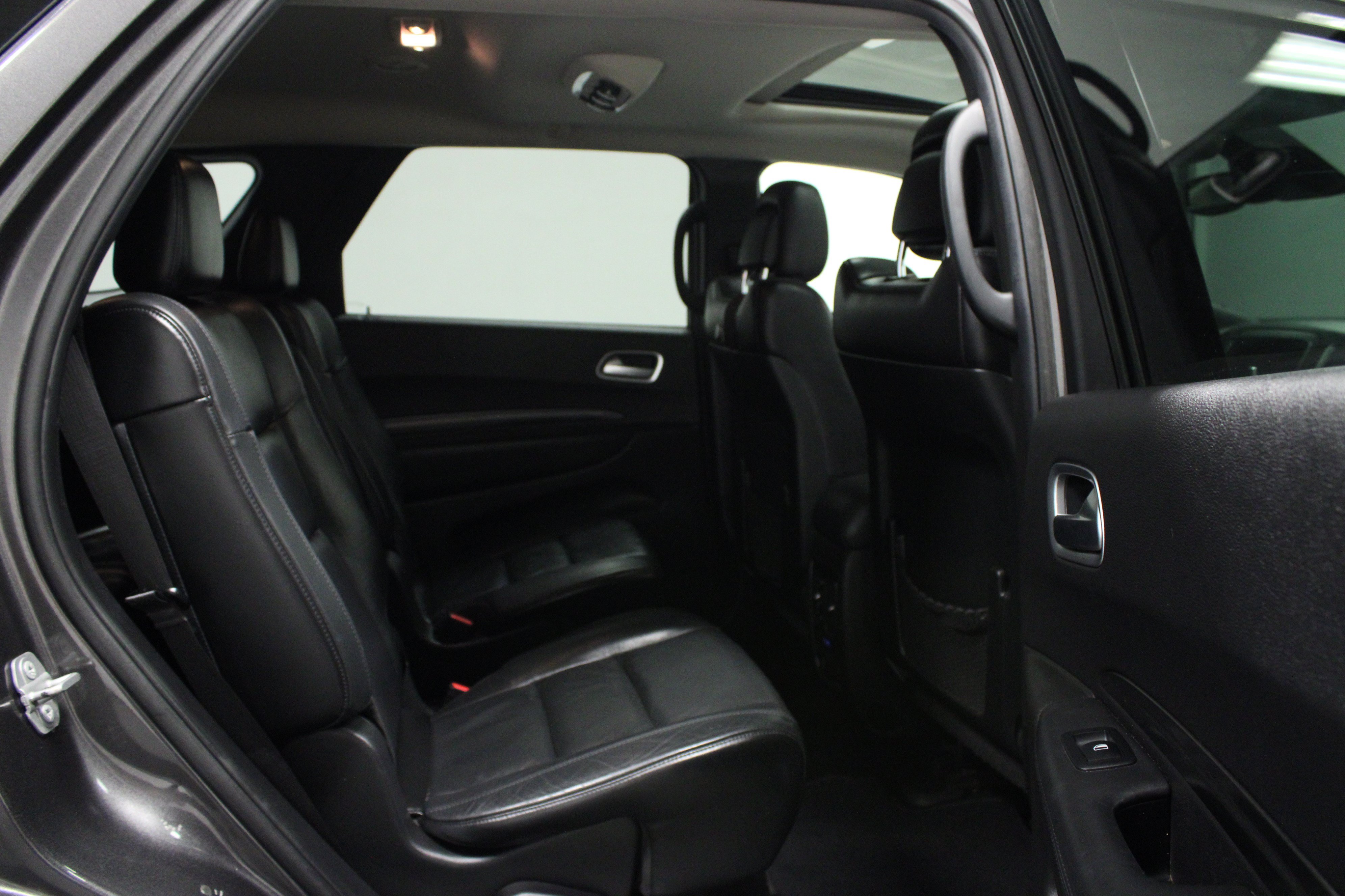 Used 2019 Dodge Durango Citadel w/ Technology Group AWD/4WD image 16
