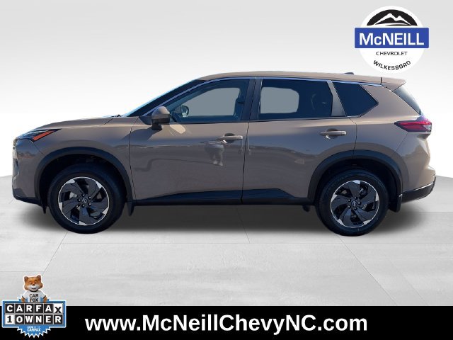 Used 2025 Nissan Rogue SV AWD/4WD image 5