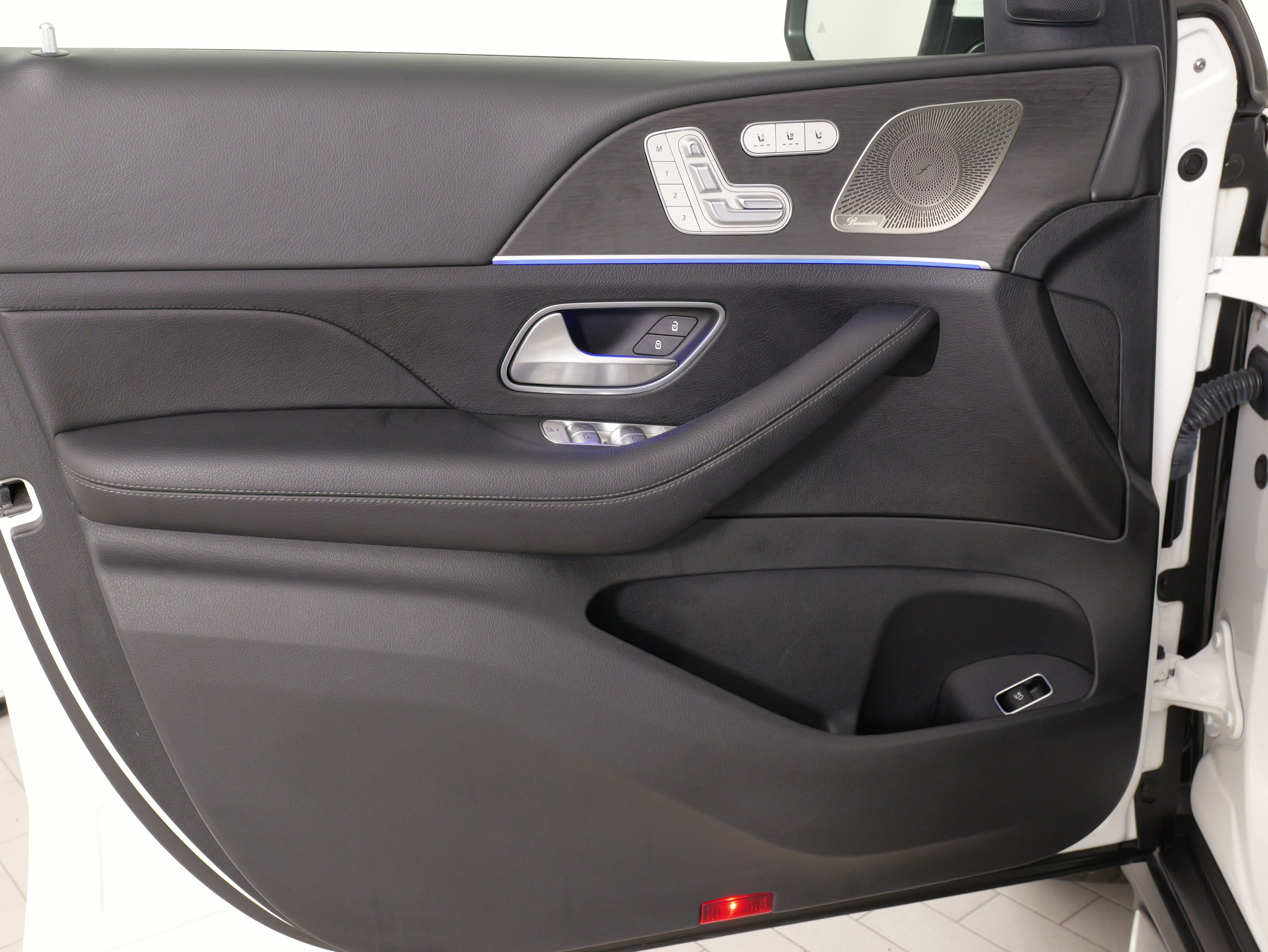Used 2022 Mercedes-Benz GLS 450 4MATIC image 28