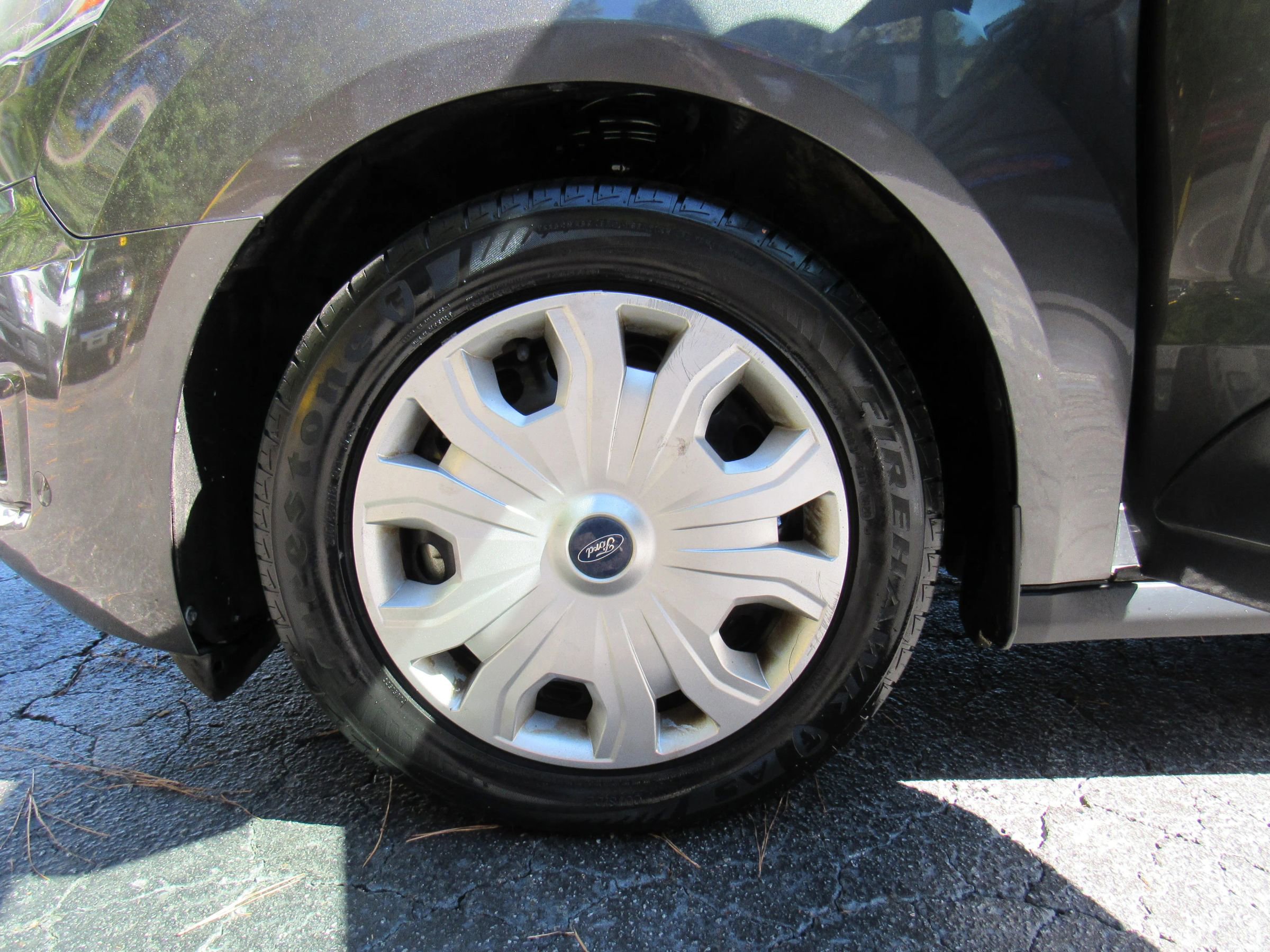 Used 2019 Ford Transit Connect XLT w/ Driver-Assist Package image 29