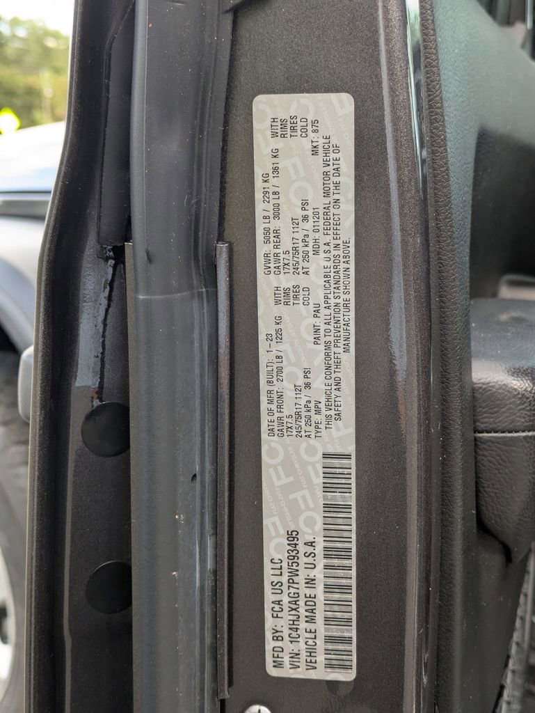 Used 2023 Jeep Wrangler Sport S image 32