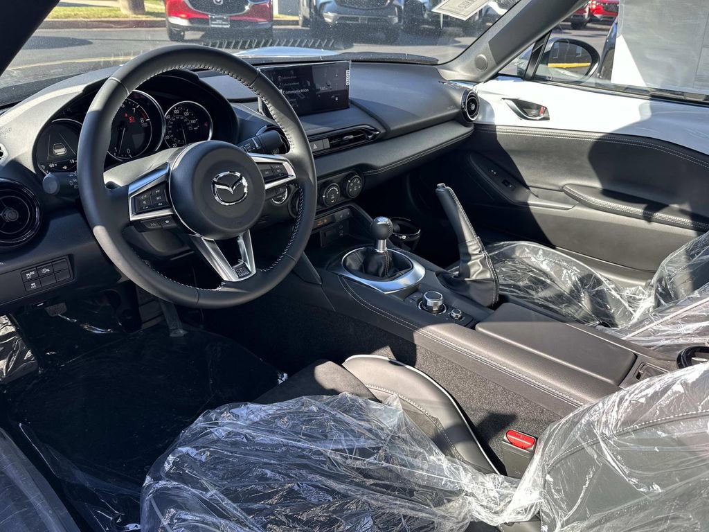 New 2025 MAZDA MX-5 Miata Club w/ Brembo/BBS Recaro Package image 9