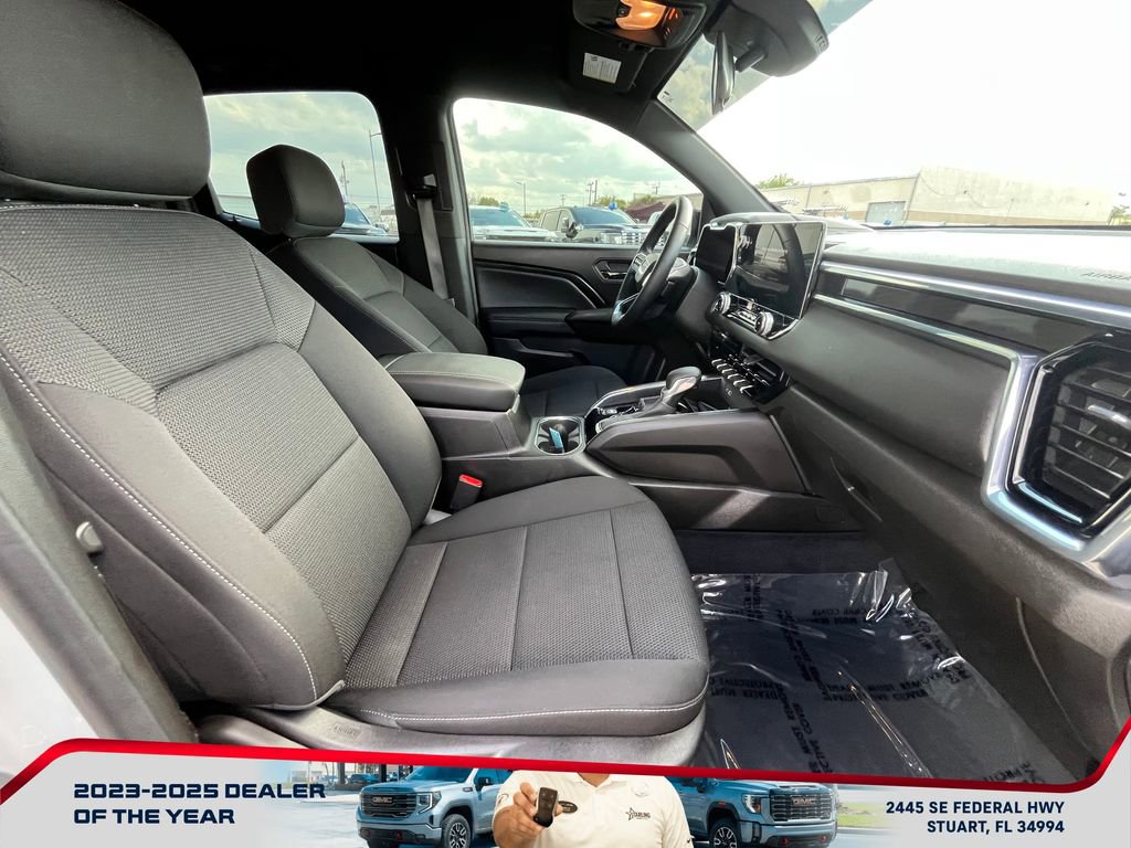 Used 2025 GMC Canyon Elevation image 20