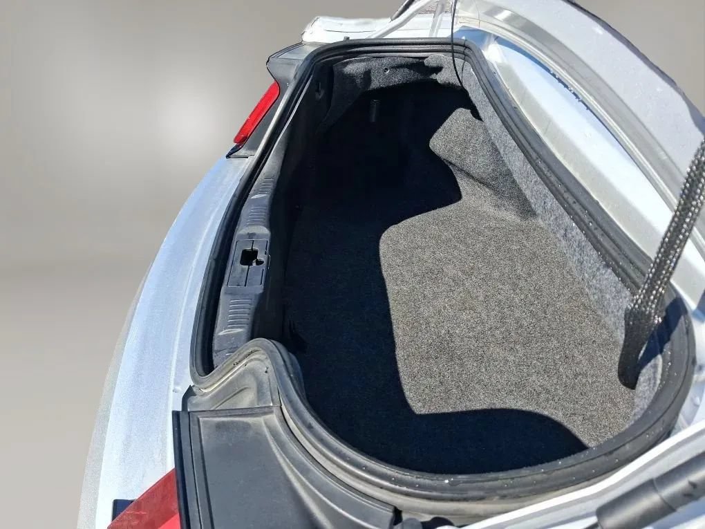Used 2016 Ford Mustang Premium RWD image 13