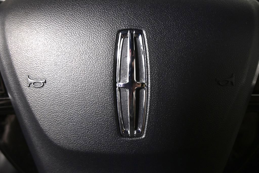 Certified 2022 Lincoln Corsair Reserve w/ Equipment Group 201A image 38