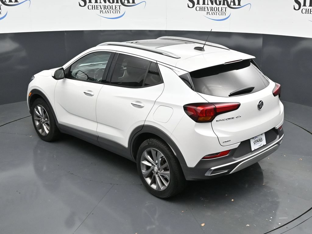 Used 2021 Buick Encore GX Essence w/ Experience Buick Package FWD image 22